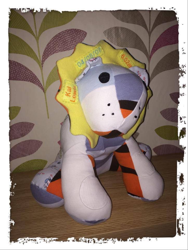 Lion Memory Keepsake